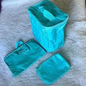 Thirty-one 4 pc travel: zip top organizer toiletry makeup wallet aqua crosshatch